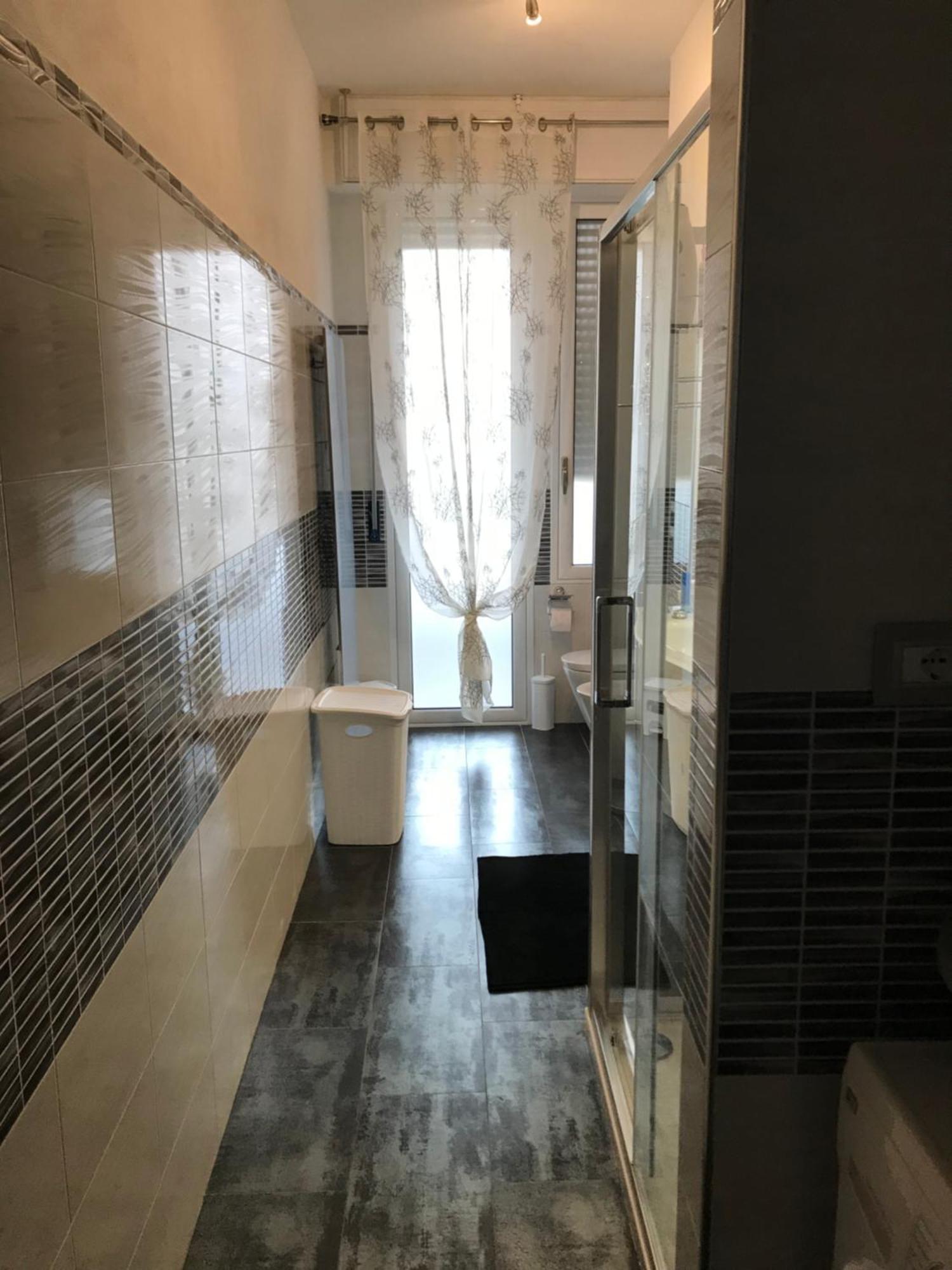 B&B Appartamento Anna Болоня Екстериор снимка